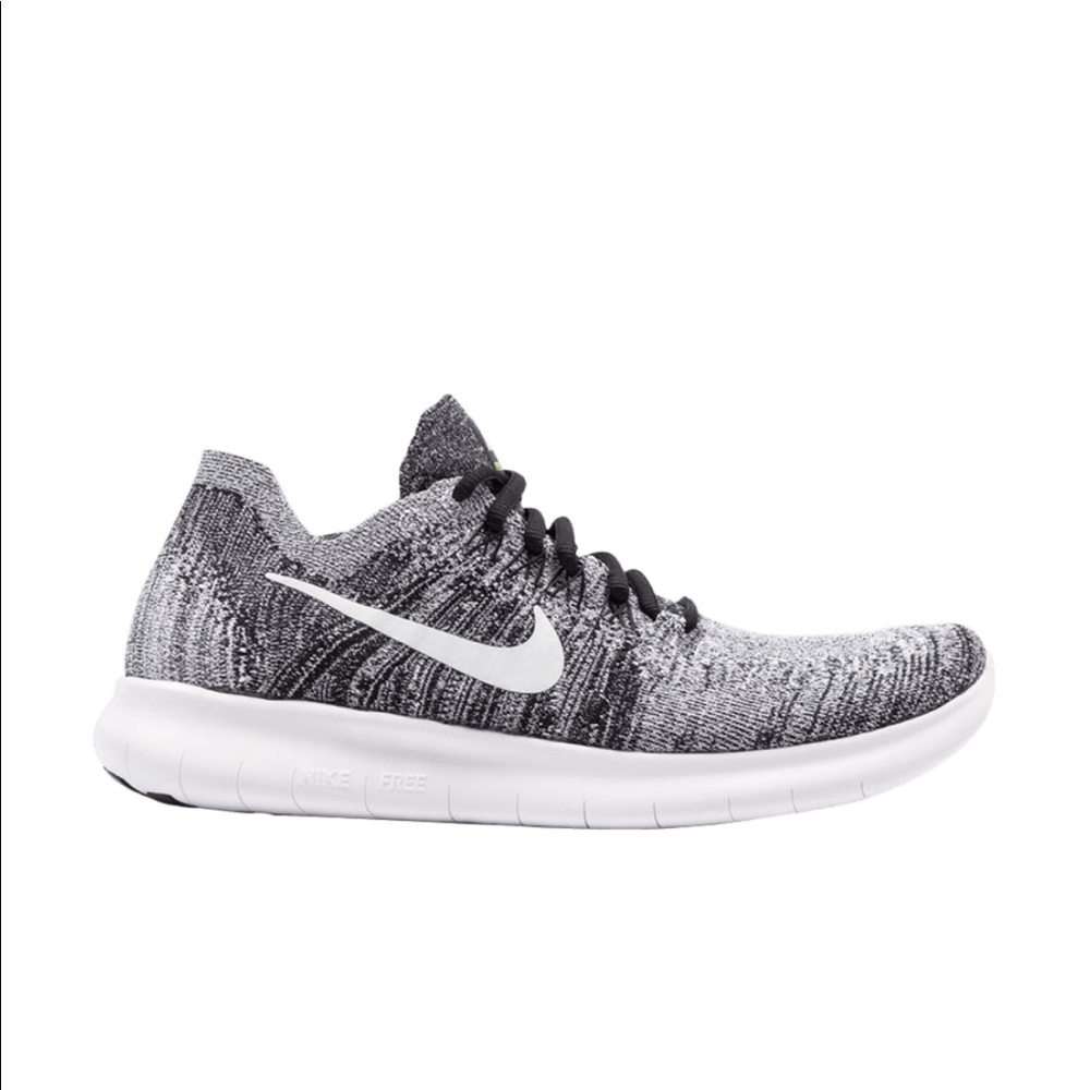 Nike Free Run Flyknit Oreo